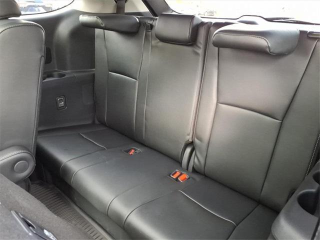 used 2025 Toyota Highlander Hybrid car, priced at $54,500