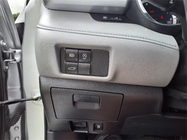 used 2023 Toyota Highlander car, priced at $39,500