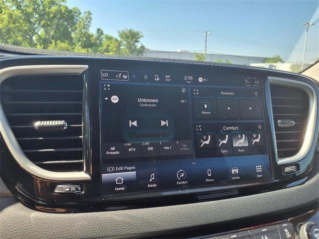 used 2023 Chrysler Pacifica car, priced at $23,500