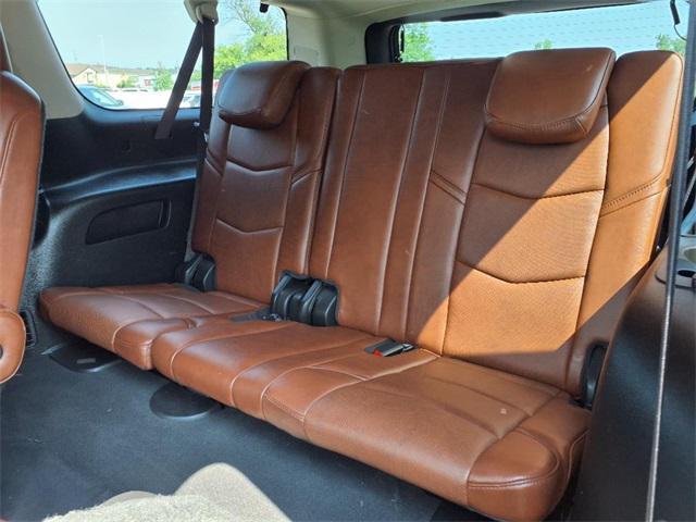 used 2019 Cadillac Escalade ESV car, priced at $31,000