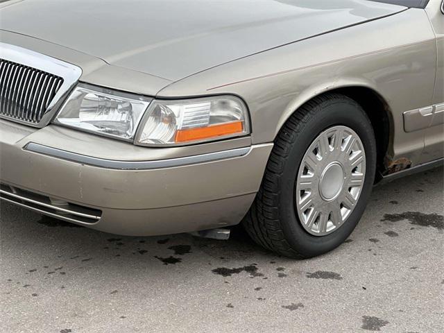 used 2003 Mercury Grand Marquis car, priced at $4,990