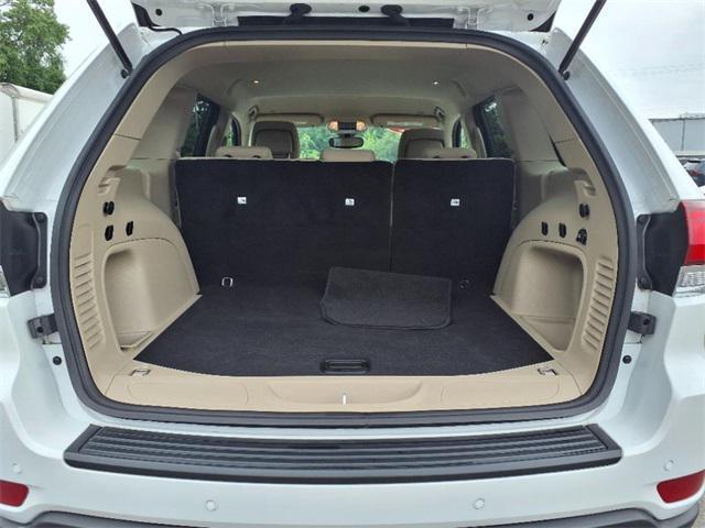 used 2022 Jeep Grand Cherokee car, priced at $32,000
