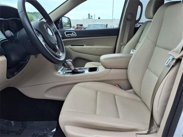 used 2022 Jeep Grand Cherokee car, priced at $32,000