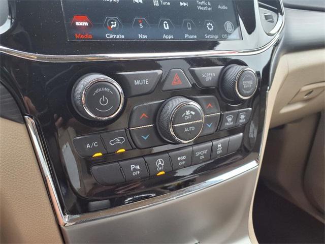 used 2022 Jeep Grand Cherokee car, priced at $32,000