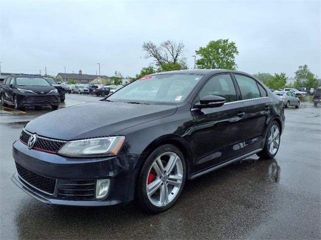 used 2015 Volkswagen Jetta car, priced at $8,000