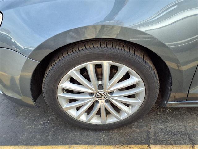 used 2011 Volkswagen Jetta car, priced at $3,990