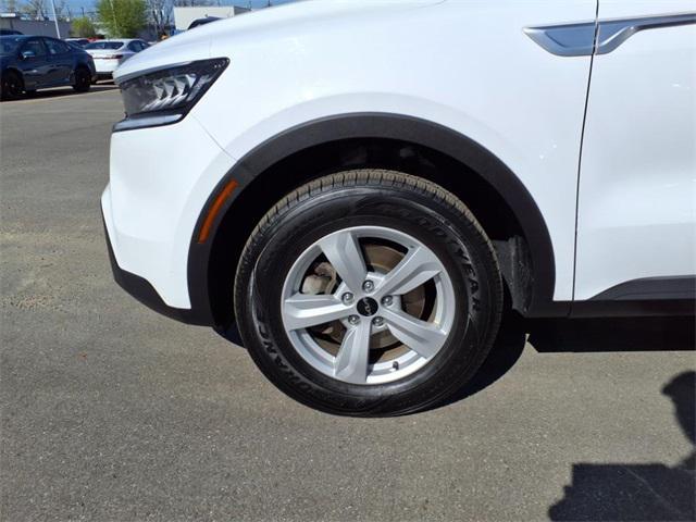 used 2022 Kia Sorento car, priced at $24,000