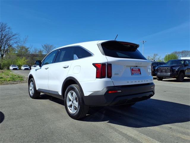 used 2022 Kia Sorento car, priced at $24,000