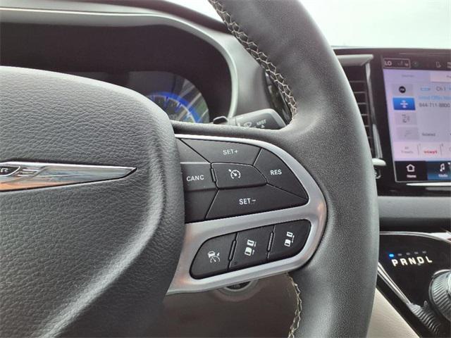 used 2023 Chrysler Pacifica car, priced at $24,000