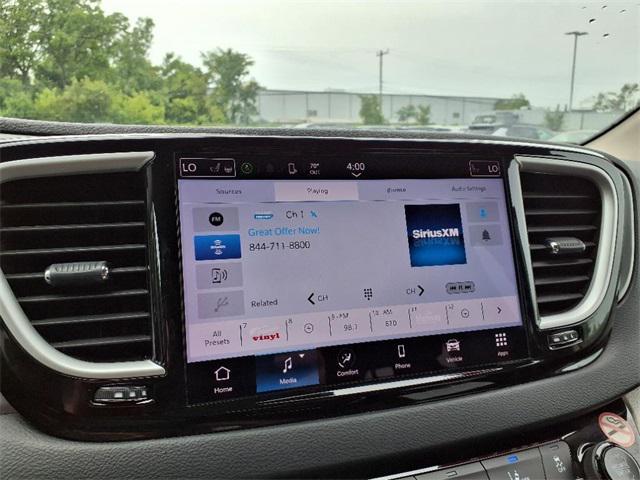 used 2023 Chrysler Pacifica car, priced at $24,000