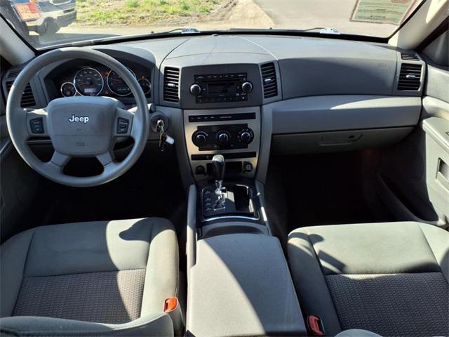 used 2007 Jeep Grand Cherokee car, priced at $3,490