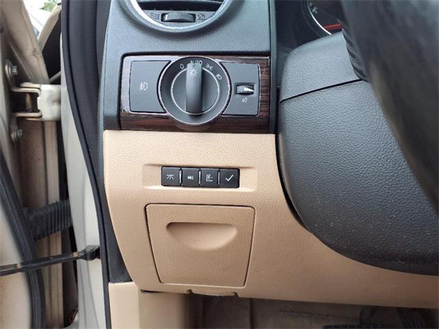 used 2010 Saturn Vue car, priced at $3,990