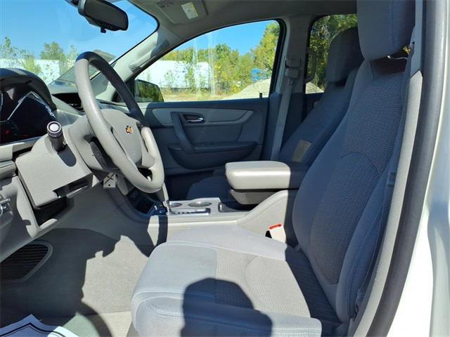 used 2014 Chevrolet Traverse car, priced at $5,590