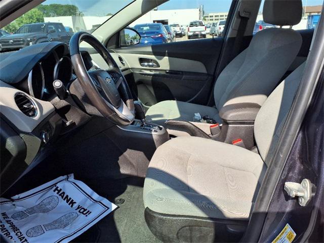 used 2014 Chevrolet Cruze car, priced at $5,550