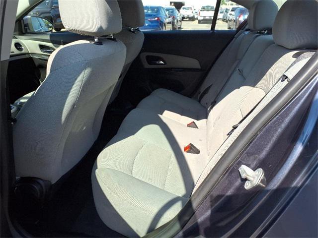 used 2014 Chevrolet Cruze car, priced at $5,550