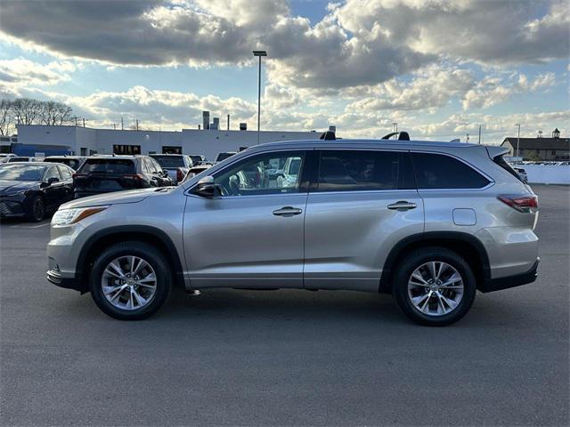 used 2015 Toyota Highlander car, priced at $17,500