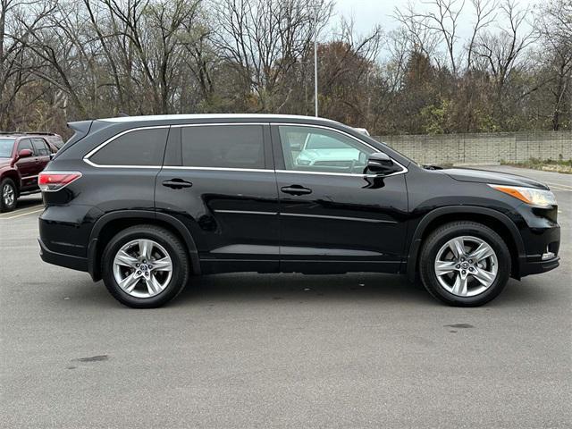 used 2016 Toyota Highlander car, priced at $21,500