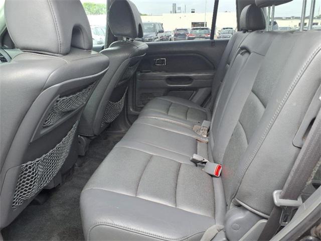 used 2006 Honda Pilot car, priced at $4,290