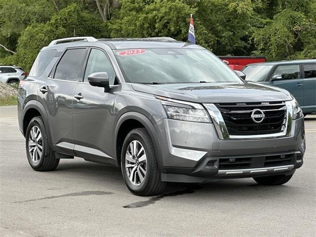 used 2023 Nissan Pathfinder car, priced at $27,500