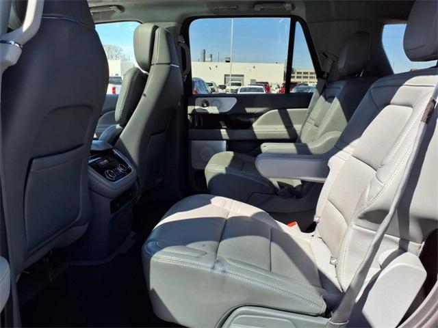 used 2020 Lincoln Navigator car, priced at $34,000