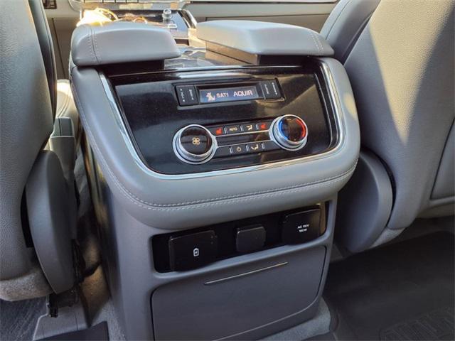 used 2020 Lincoln Navigator car, priced at $34,000