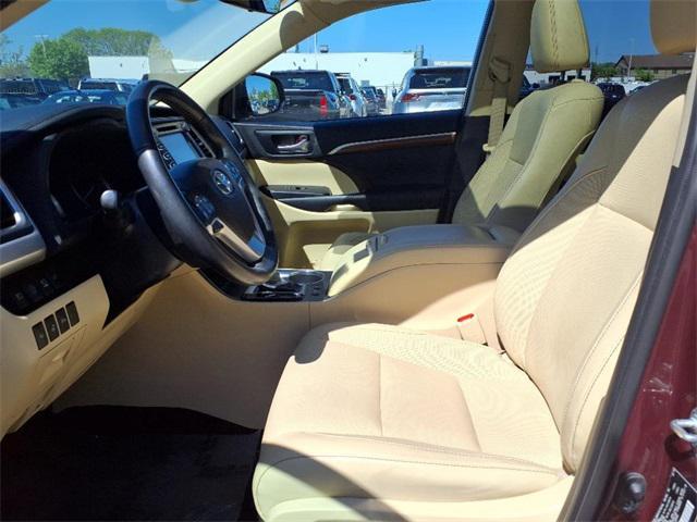 used 2019 Toyota Highlander car, priced at $22,000