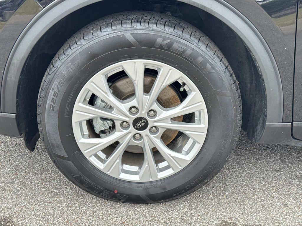 used 2024 Ford Escape car, priced at $24,444