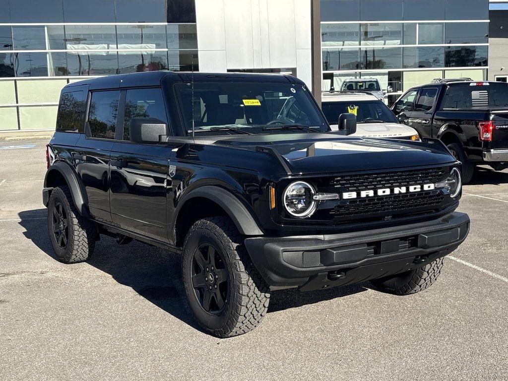 new 2025 Ford Bronco car, priced at $46,647