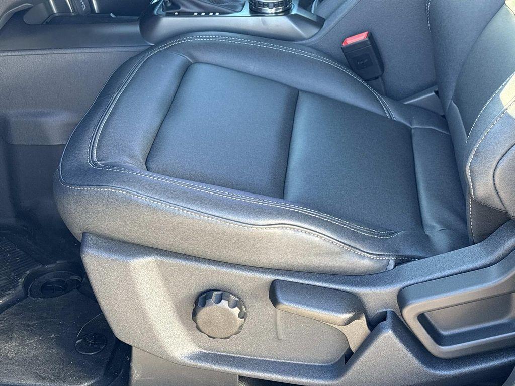 new 2025 Ford Bronco car, priced at $46,647