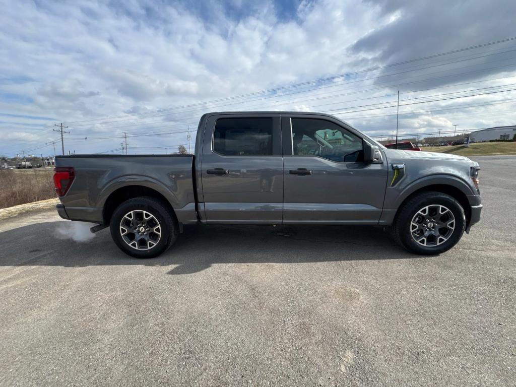 new 2024 Ford F-150 car, priced at $48,430