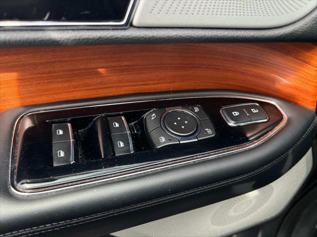 used 2019 Lincoln Navigator car, priced at $39,844
