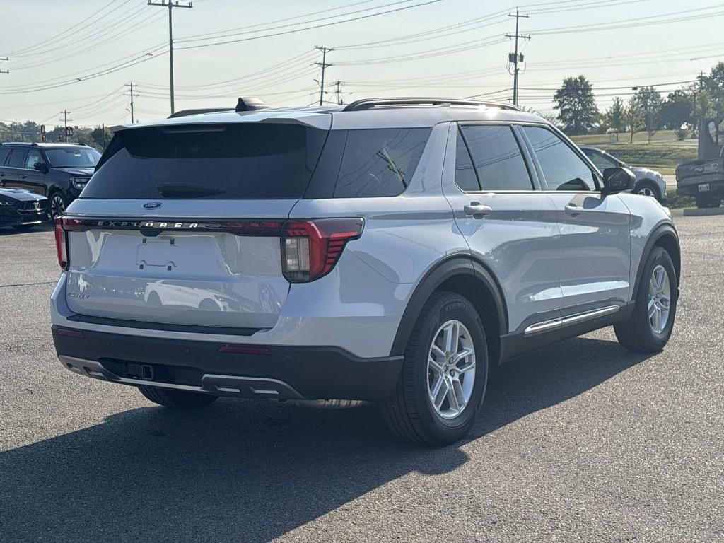 new 2025 Ford Explorer car, priced at $42,444