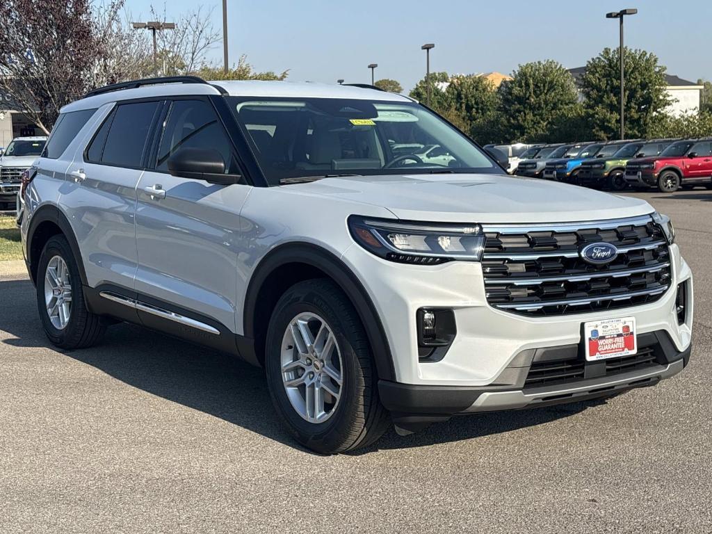 new 2025 Ford Explorer car, priced at $42,444
