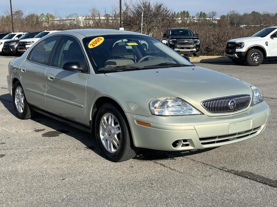 used 2005 Mercury Sable car, priced at $3,944