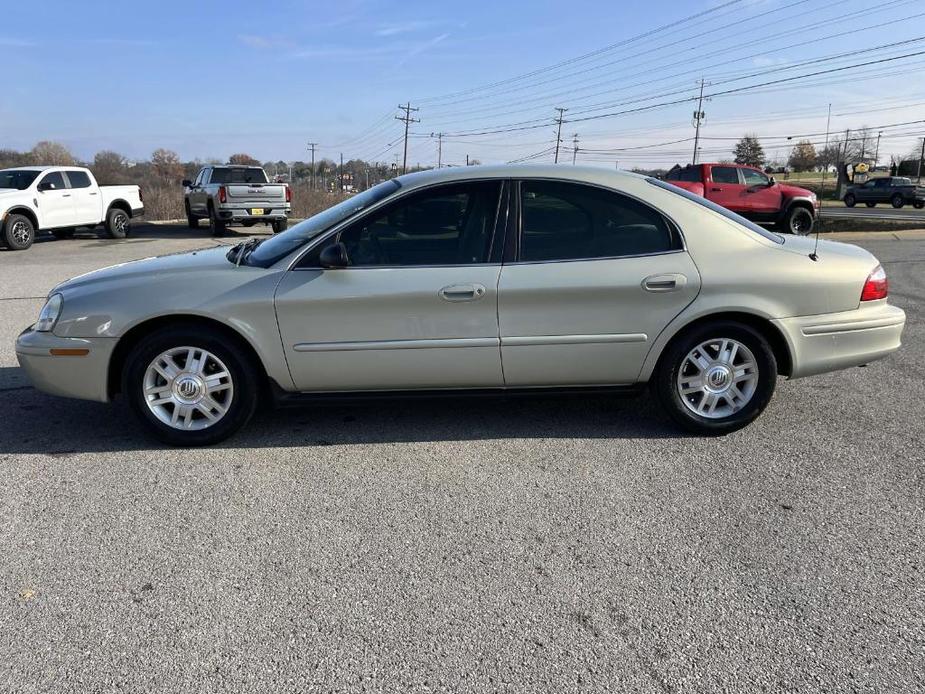 used 2005 Mercury Sable car, priced at $3,944