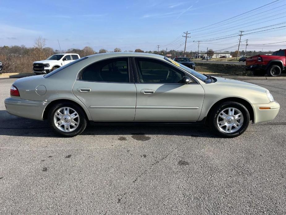 used 2005 Mercury Sable car, priced at $3,944