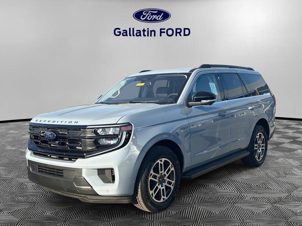 new 2025 Ford Expedition car, priced at $71,125