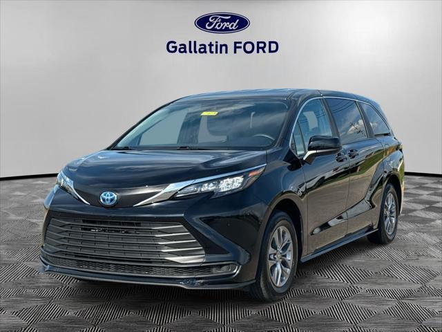 used 2025 Toyota Sienna car, priced at $46,444