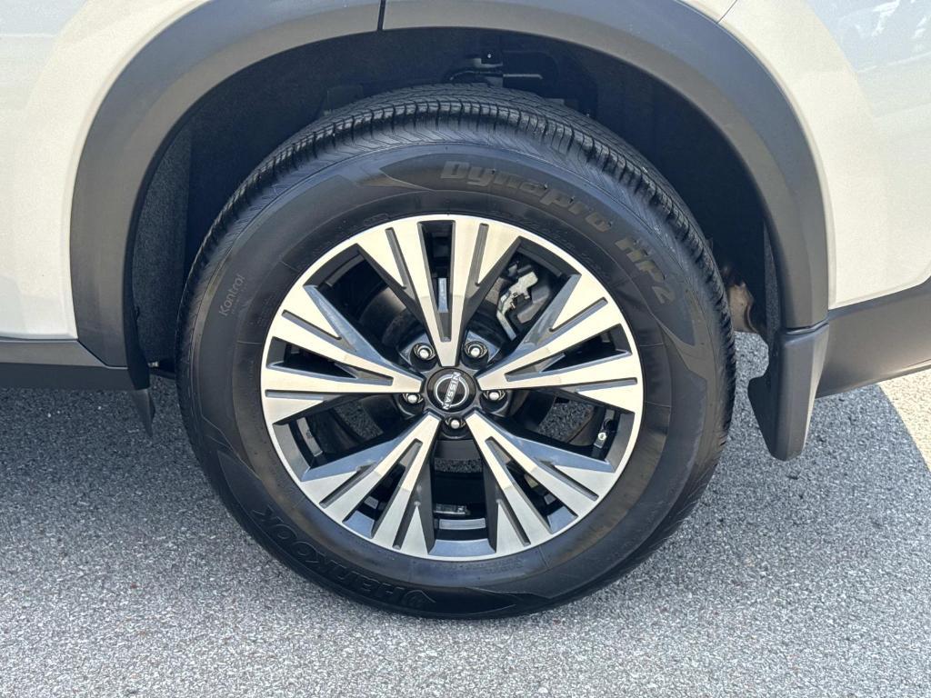used 2022 Nissan Rogue car, priced at $29,944