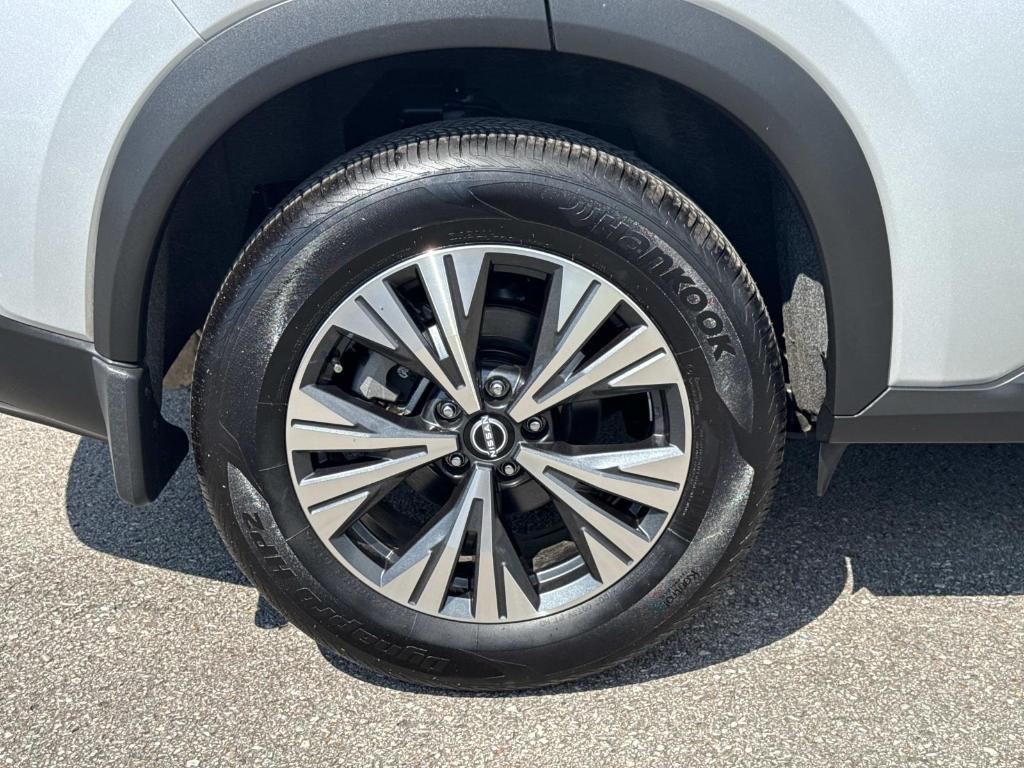 used 2022 Nissan Rogue car, priced at $29,944