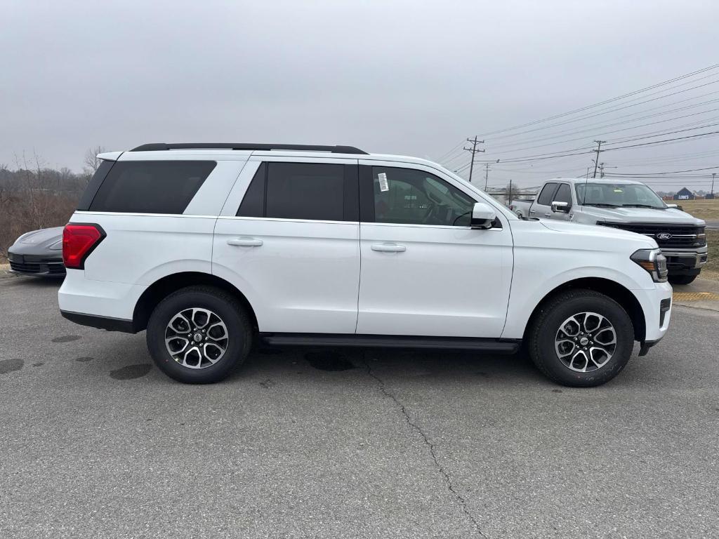 new 2024 Ford Expedition car, priced at $68,880