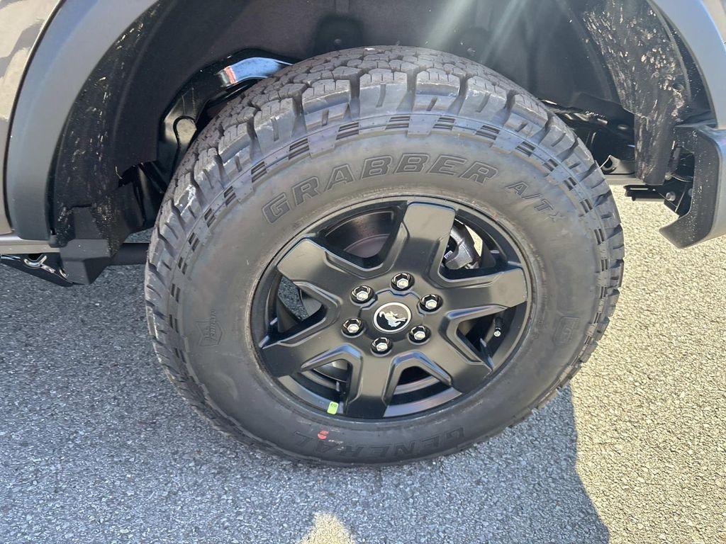 new 2025 Ford Bronco car, priced at $45,801