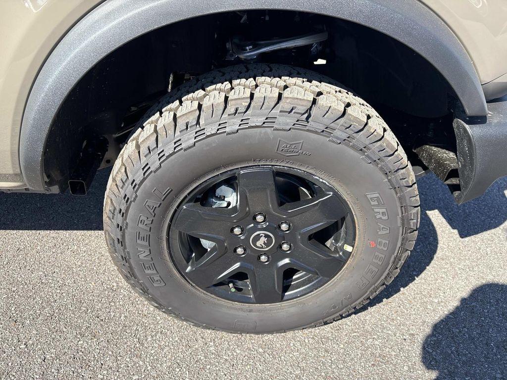 new 2025 Ford Bronco car, priced at $45,801