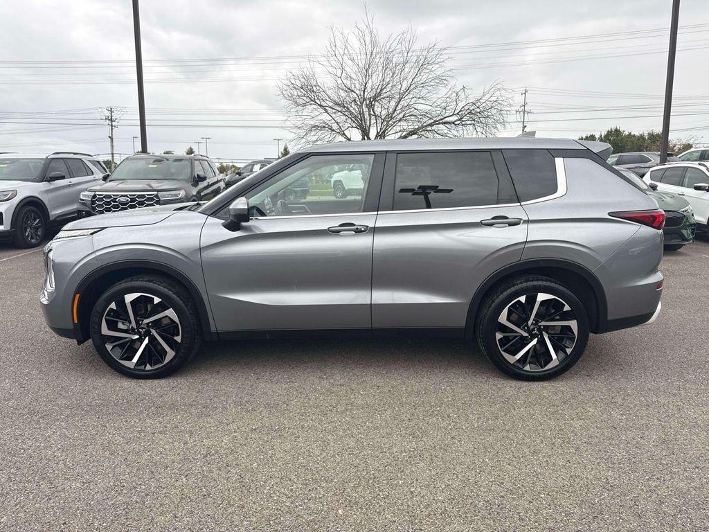 used 2024 Mitsubishi Outlander car, priced at $24,944