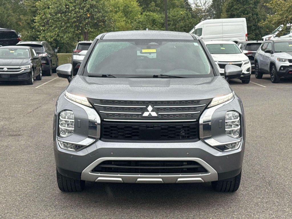 used 2024 Mitsubishi Outlander car, priced at $24,944
