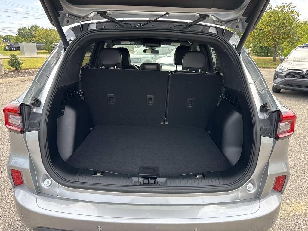 used 2023 Ford Escape car, priced at $24,944