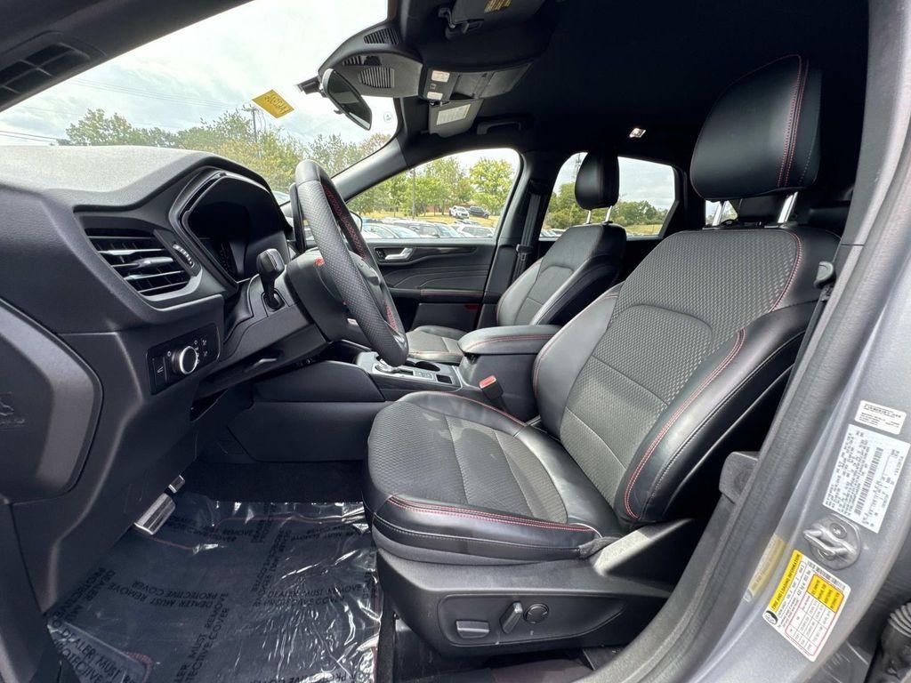 used 2023 Ford Escape car, priced at $24,944