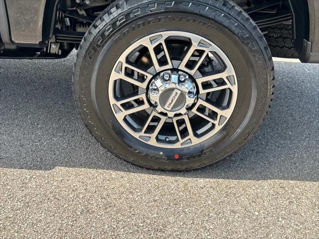 new 2025 Ford F-250 car, priced at $102,540