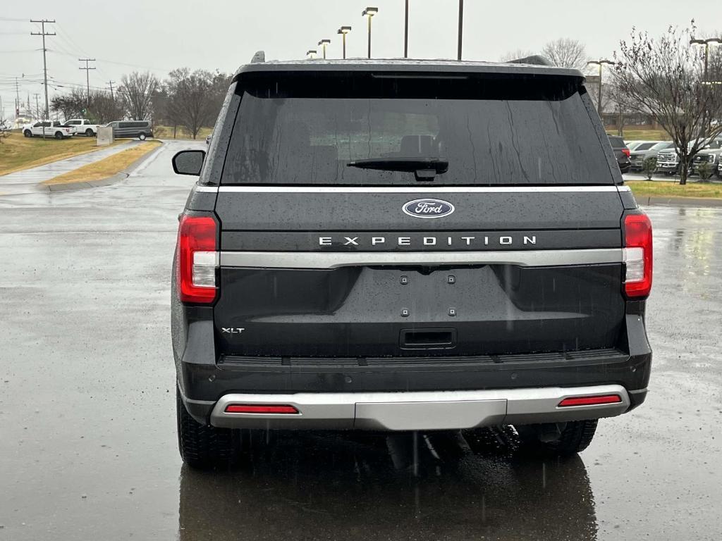 new 2024 Ford Expedition car, priced at $68,880