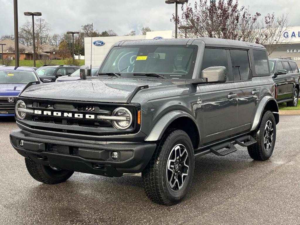 new 2024 Ford Bronco car, priced at $52,480